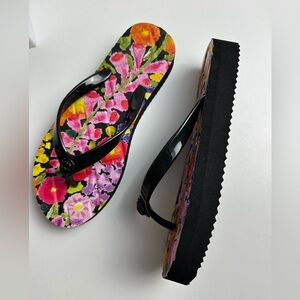 Kurt Geiger Kensington Sandals Flip Flops Floral Quilted Eagle Logo Size US 7.5